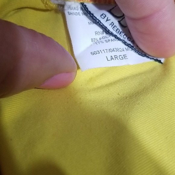 BECCA SWIMSUIT - Picture 5 of 5